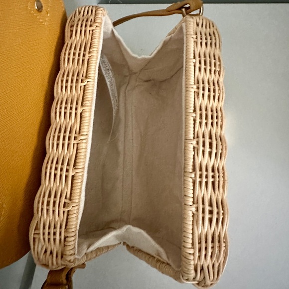 Zara Tan and Cream Crossbody Bag - Picture 3 of 3